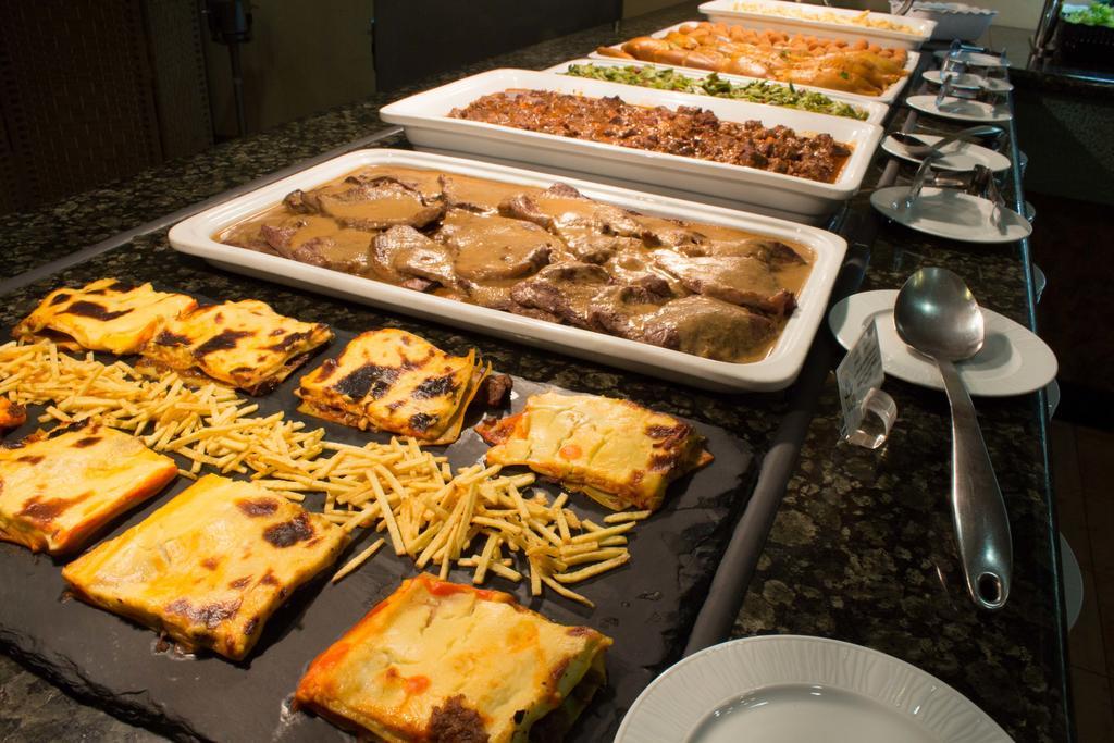 فندق بالنيريو باركي دي كازورلا أرويو فريو المظهر الخارجي الصورة