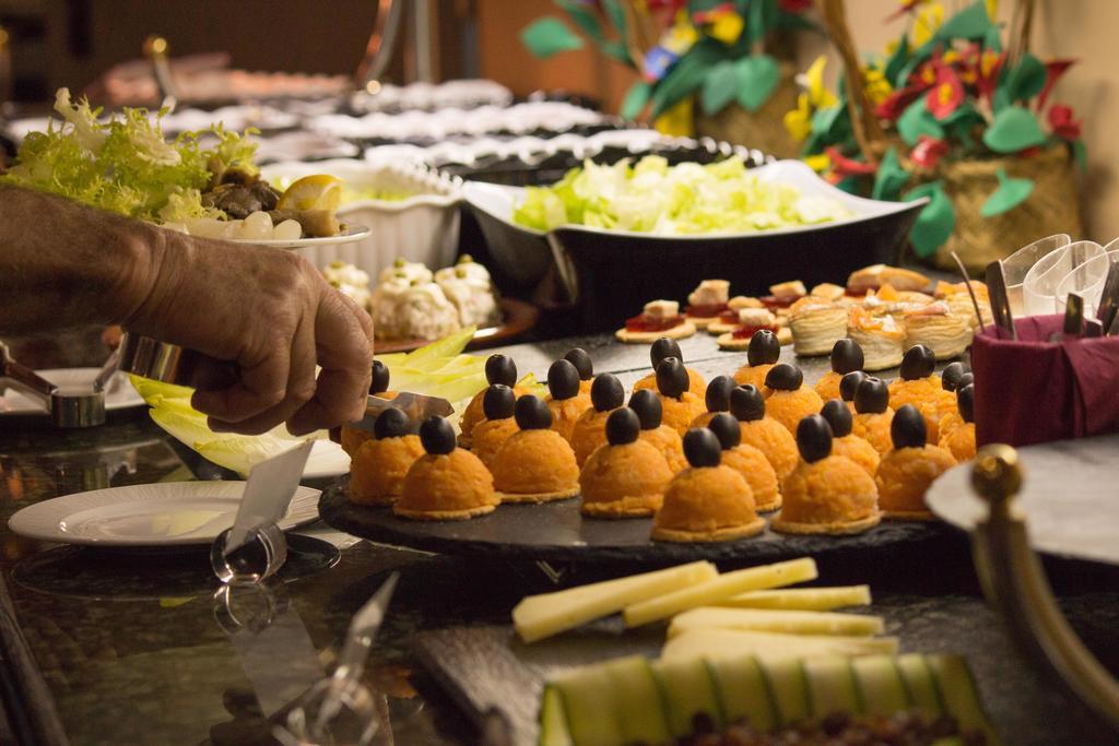 فندق بالنيريو باركي دي كازورلا أرويو فريو المظهر الخارجي الصورة
